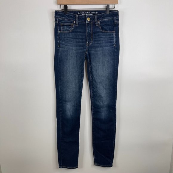 American Eagle Outfitters Denim - American Eagle Womens Jeans Size 6 Skinny Supper Stretch Dark/Med Wash Mid Rise